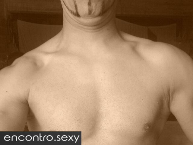 Procuro travesti para amizade