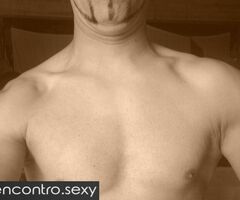 Procuro travesti para amizade