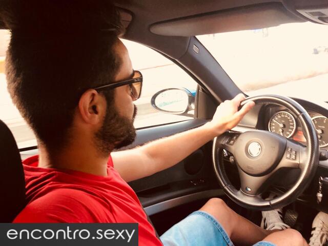 Mulher madura com carência por sentir oral