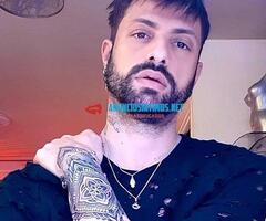 Estou à procura de um parceiro para sexo