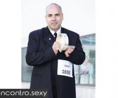 FAÇO TODO TIPO DE MASSAGENS COM SERENATA E FLORES