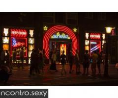 Discoteca Viking procura mãe e fiha para sexo a tres com homens