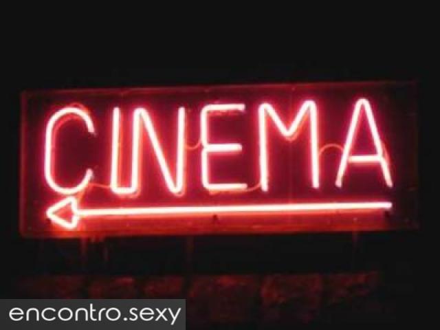 Aventura no cinema - quem não gosta de apimentar um filme aborrecido?