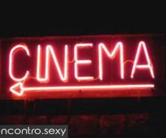 Aventura no cinema - quem não gosta de apimentar um filme aborrecido?