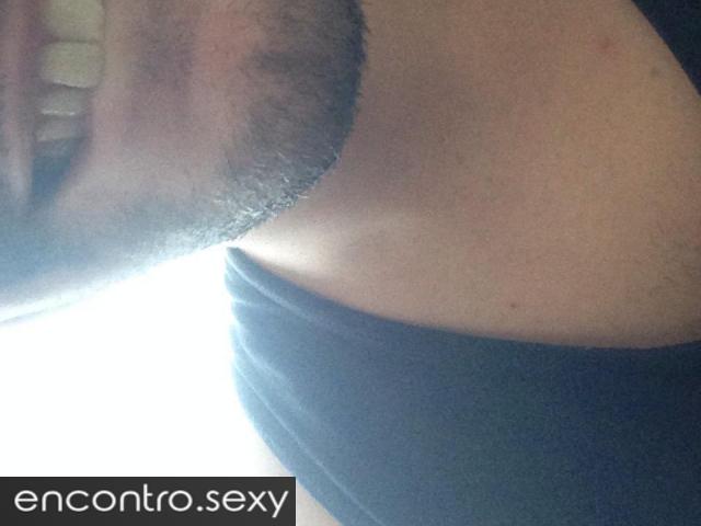 A procura de diversão e prazer sem compromisso! ;)