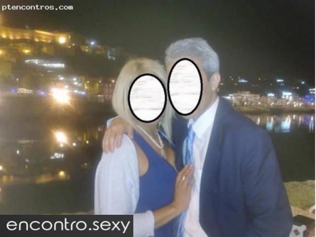 Casal faz Massagens de relaxamento