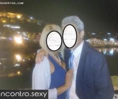 Casal faz Massagens de relaxamento