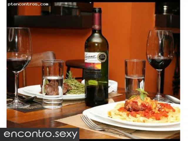 Beber um café, Jantar, Disco, Passear, escolhe tu