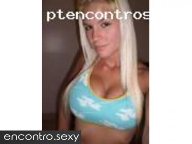 Mulher jovem a procura dos prazeres da vida!