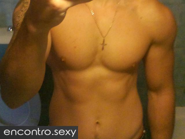 Gostaria de conhecer alguém