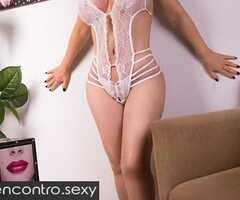 Karina convivio muito desinibido Super Simpática