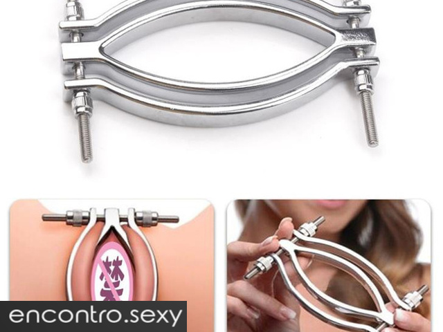 SEX TOYS - Alguma Senhora para Aventuras?