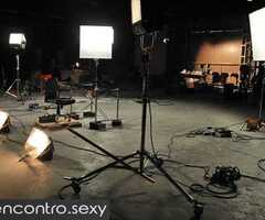 Olá, procuro modelos/atrizes fotográficas entre 18 e 40 anos