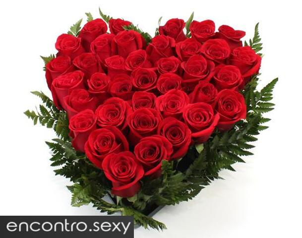 OFEREÇO GENEROSA AJUDA FINANCEIRA A SENHORA OU MENINA