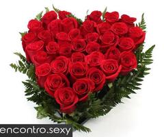 OFEREÇO GENEROSA AJUDA FINANCEIRA A SENHORA OU MENINA